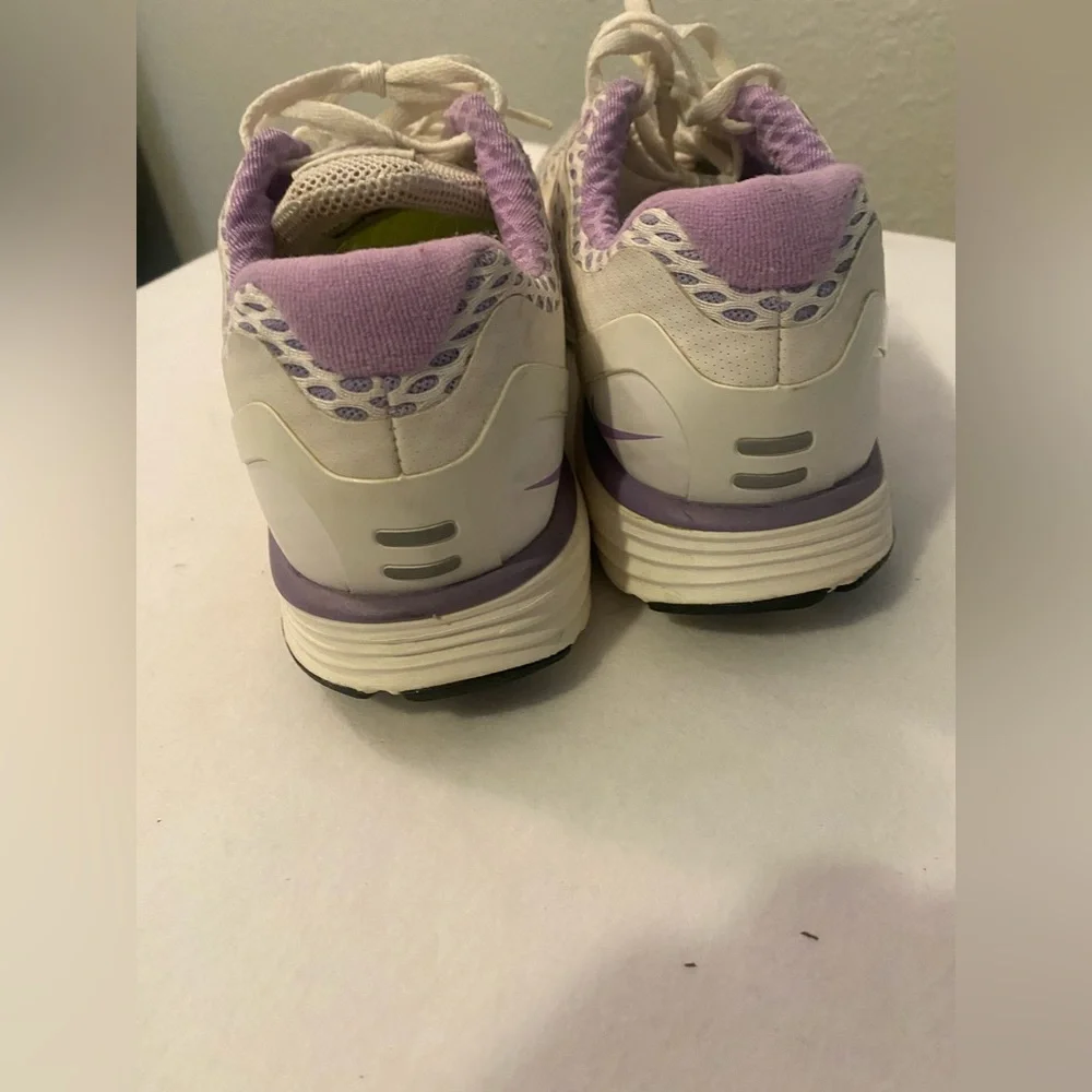 Nike  Lunarswift Breathable White Purple  Running  athletic Shoes Size 9 Women's